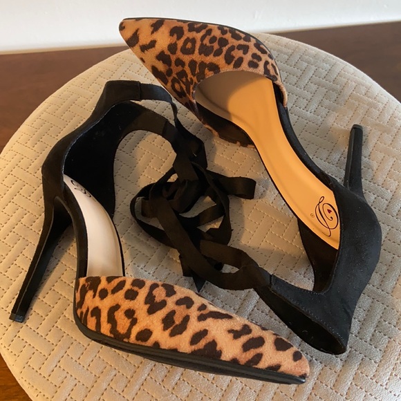 NEW Delicious Leopard Print Pump Hills| No Box - Picture 3 of 8